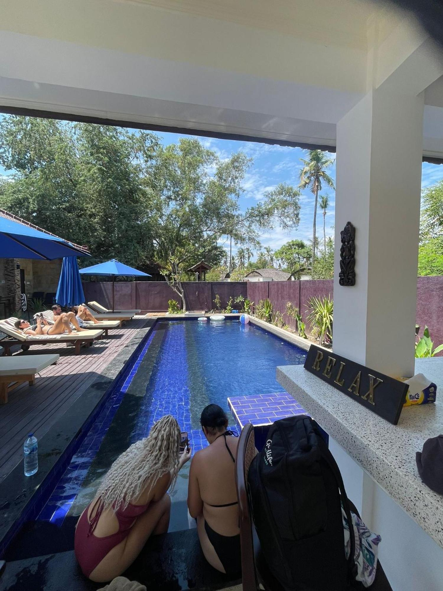 Relax Villas Гили-Эйр Экстерьер фото